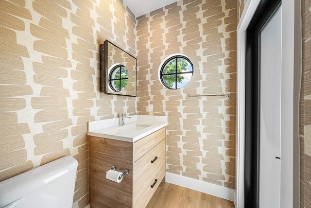 5798 NW 21st Avenue, Boca Raton, FL 33496