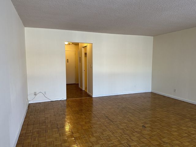 44 Washington 311, Brookline, MA 02445