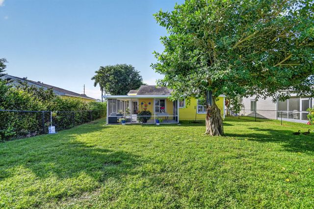 9099 Carma Drive, Boynton Beach, FL 33472
