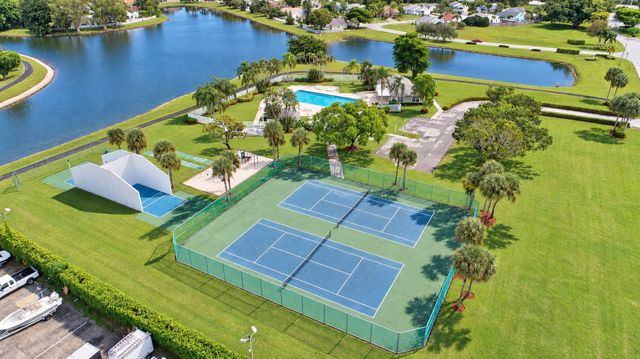 9099 Carma Drive, Boynton Beach, FL 33472