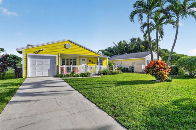 9099 Carma Drive, Boynton Beach, FL 33472