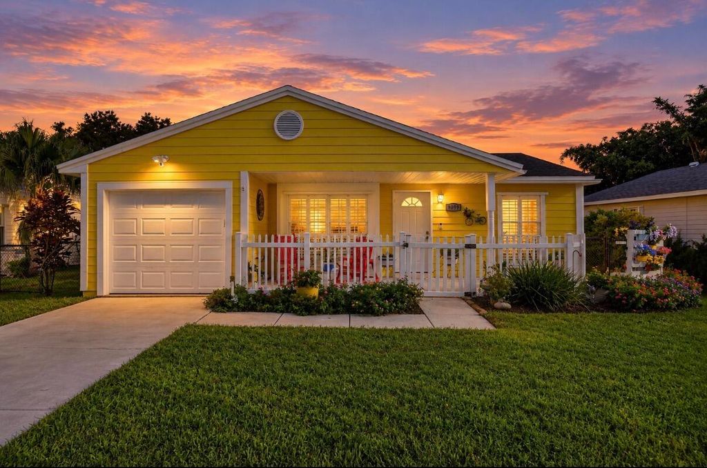 9099 Carma Drive, Boynton Beach, FL 33472