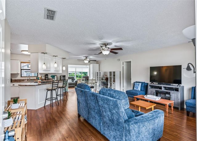 65 ABERDEEN CIRCLE, Leesburg, FL 34788