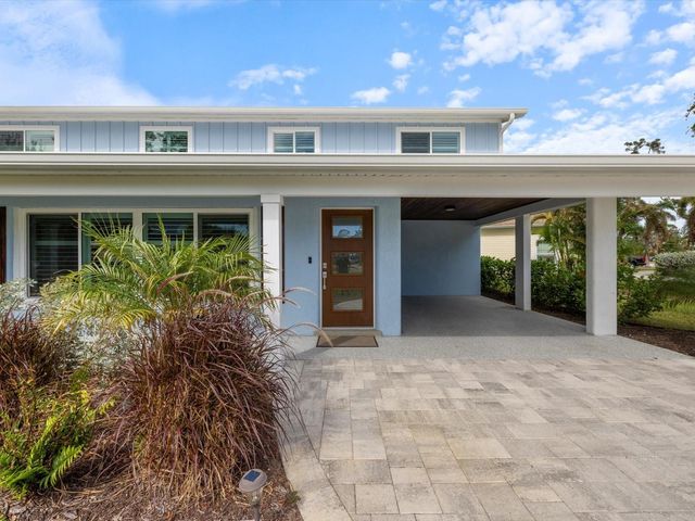 842 NOKOMIS AVENUE S, Venice, FL 34285