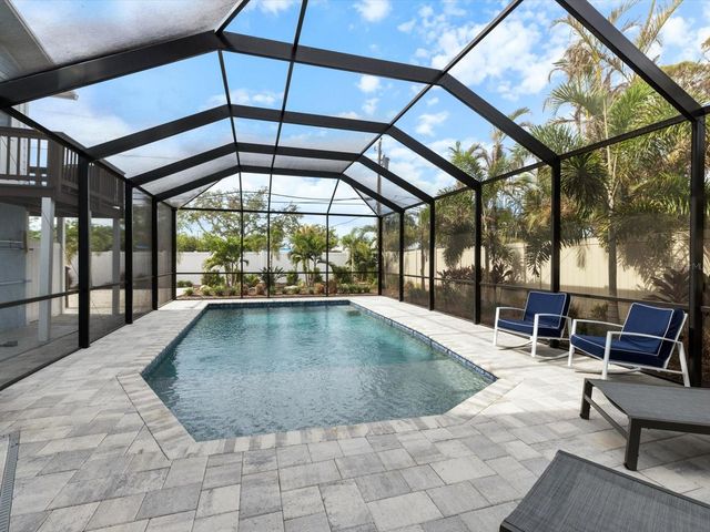 842 NOKOMIS AVENUE S, Venice, FL 34285