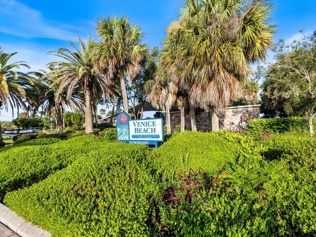 842 NOKOMIS AVENUE S, Venice, FL 34285