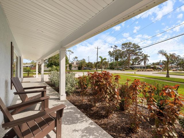 842 NOKOMIS AVENUE S, Venice, FL 34285