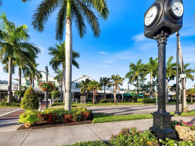 842 NOKOMIS AVENUE S, Venice, FL 34285