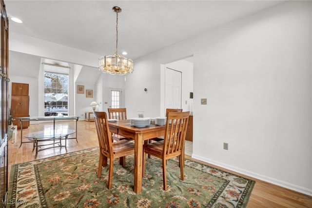 17922 Cambridge Oval, Strongsville, OH 44136