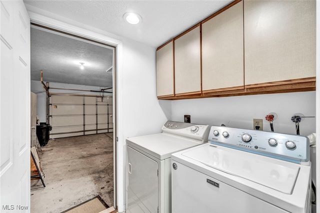 17922 Cambridge Oval, Strongsville, OH 44136