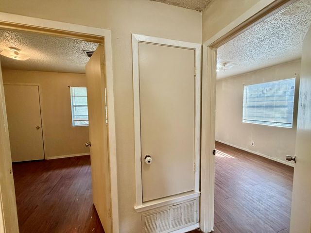 402 Hedgewood DR C, Georgetown, TX 78628