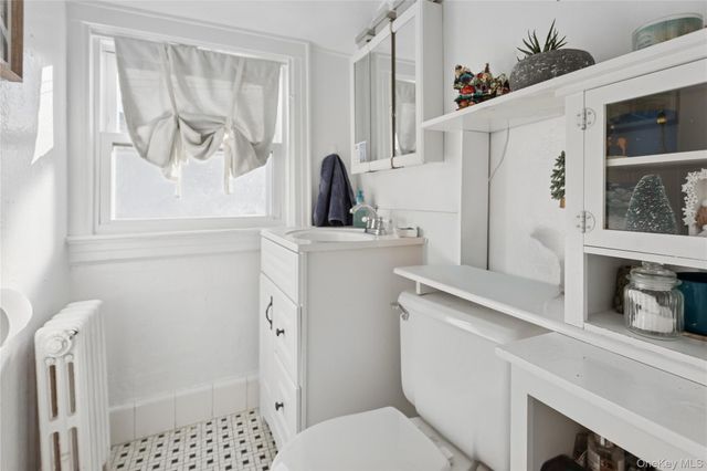 107 Pacific Boulevard, Long Beach, NY 11561