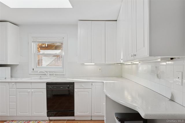 107 Pacific Boulevard, Long Beach, NY 11561