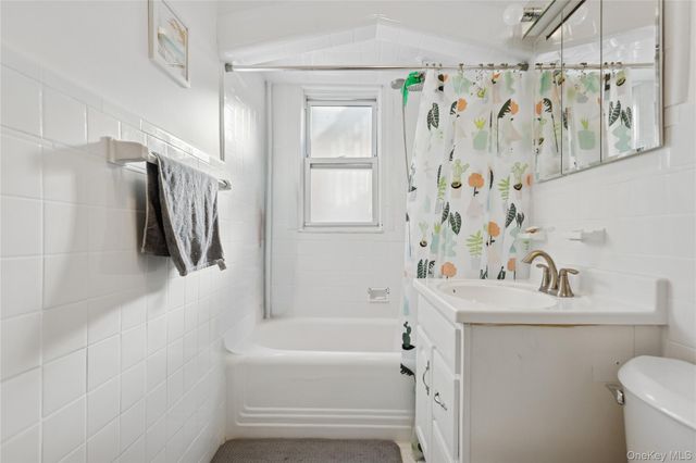 107 Pacific Boulevard, Long Beach, NY 11561