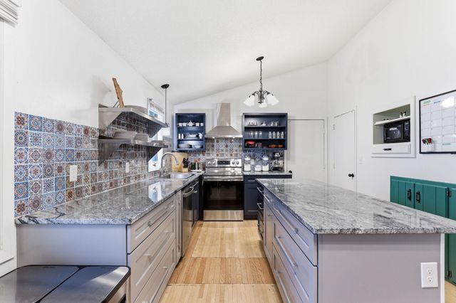 16175 Jamaica Avenue, Lakeville, MN 55044