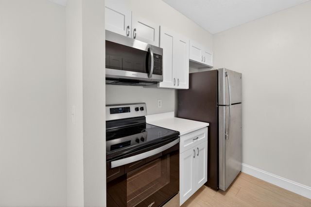 6392 Chasewood Drive B, Jupiter, FL 33458