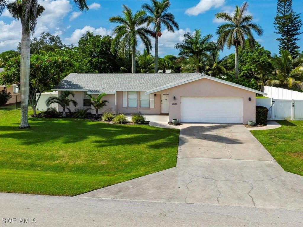 2680 Longboat DR, Naples, FL 34104