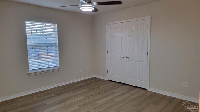 1996 Joshua Dr, Cantonment, FL 32533