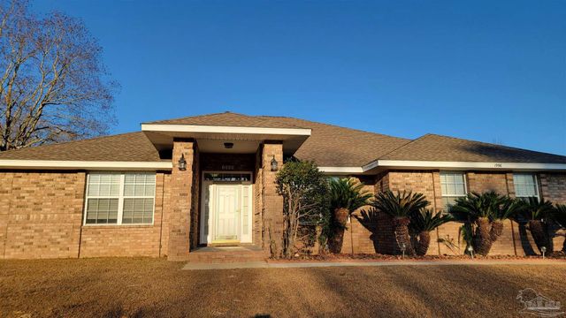 1996 Joshua Dr, Cantonment, FL 32533