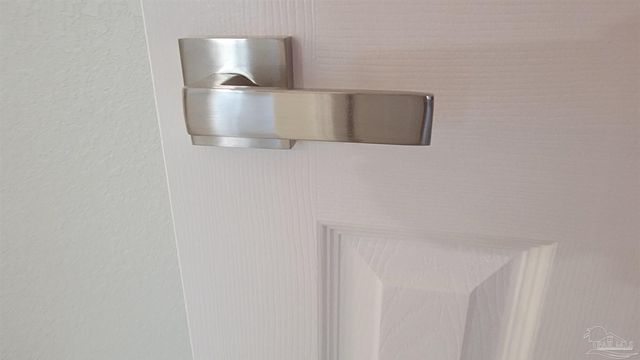 1996 Joshua Dr, Cantonment, FL 32533