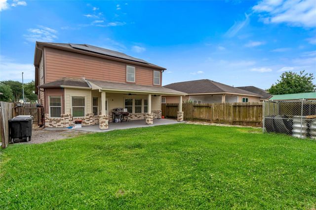 6531 Lost Pines Bend, Houston, TX 77049