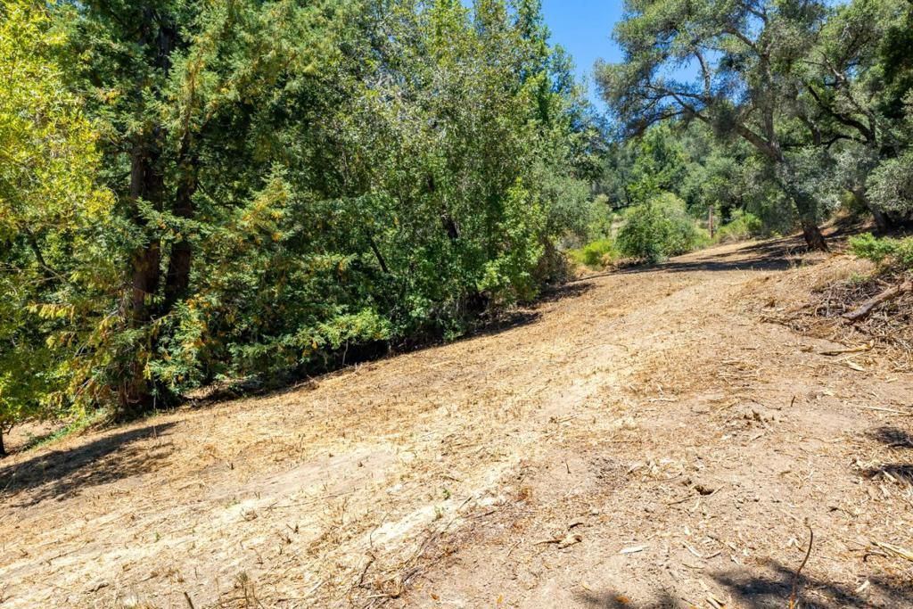 Image 10 of property listing at 0 Glenwood Drive, Los Gatos, CA 95033
