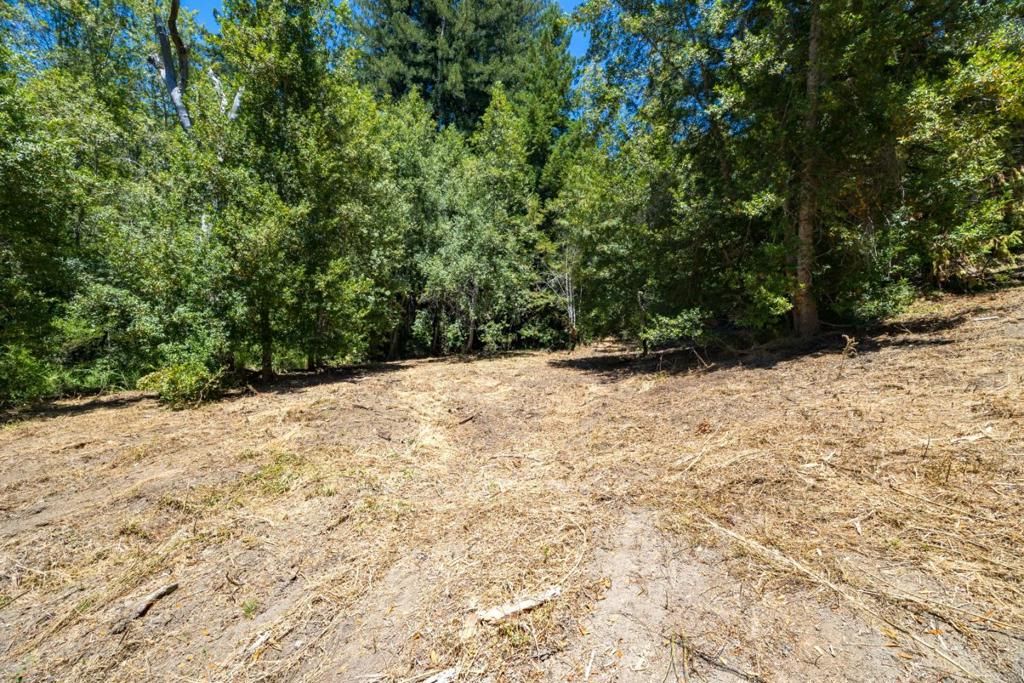 Image 13 of property listing at 0 Glenwood Drive, Los Gatos, CA 95033