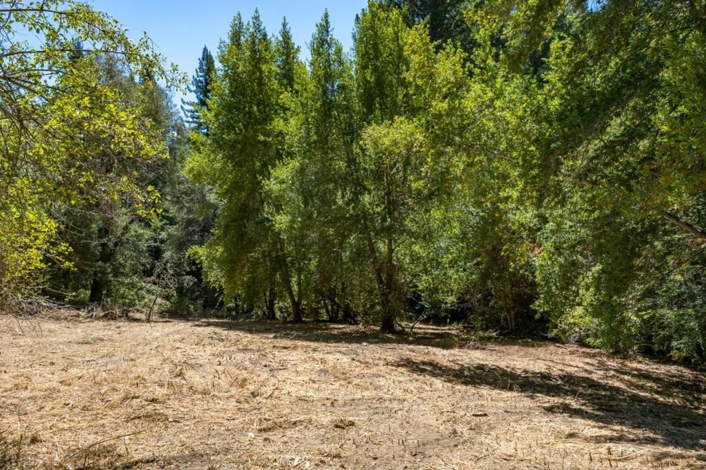 Image 14 of property listing at 0 Glenwood Drive, Los Gatos, CA 95033
