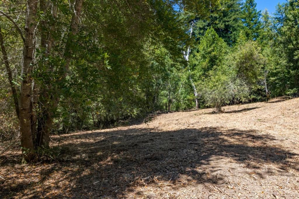 Image 18 of property listing at 0 Glenwood Drive, Los Gatos, CA 95033