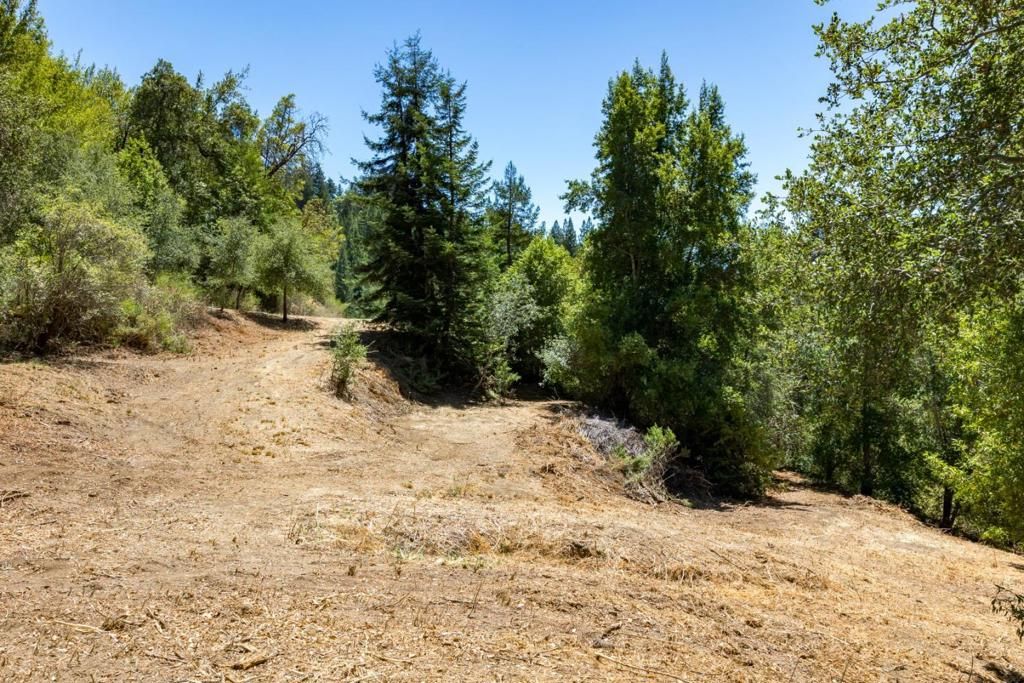 Image 2 of property listing at 0 Glenwood Drive, Los Gatos, CA 95033