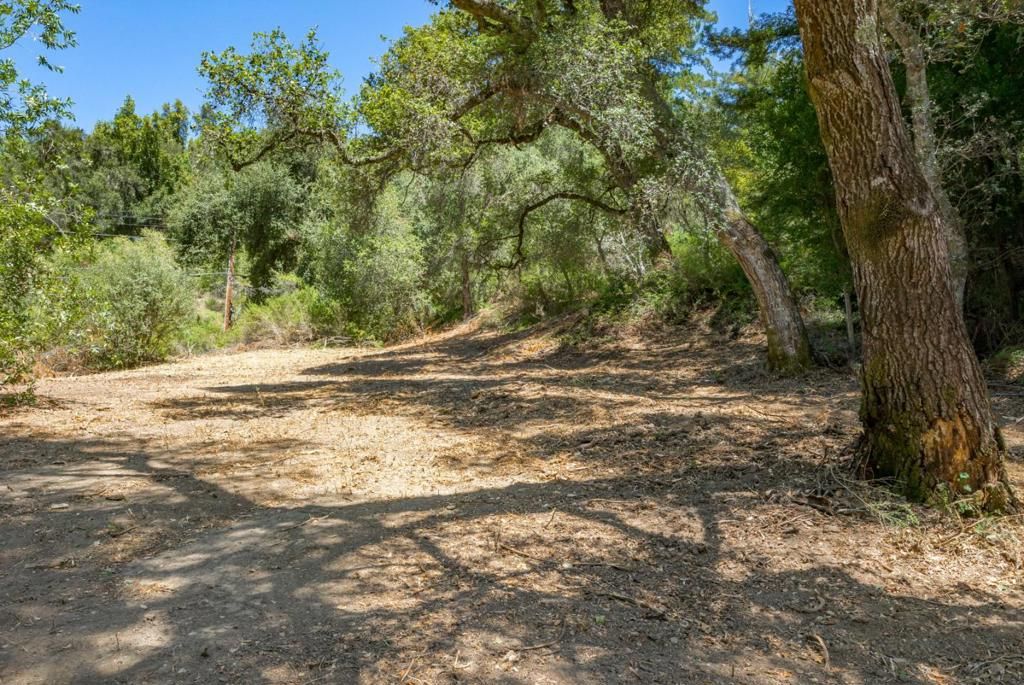 Image 7 of property listing at 0 Glenwood Drive, Los Gatos, CA 95033