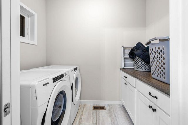 3874 Noah Court NW, Prior Lake, MN 55372