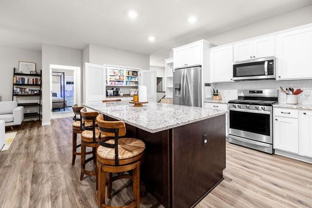 3874 Noah Court NW, Prior Lake, MN 55372