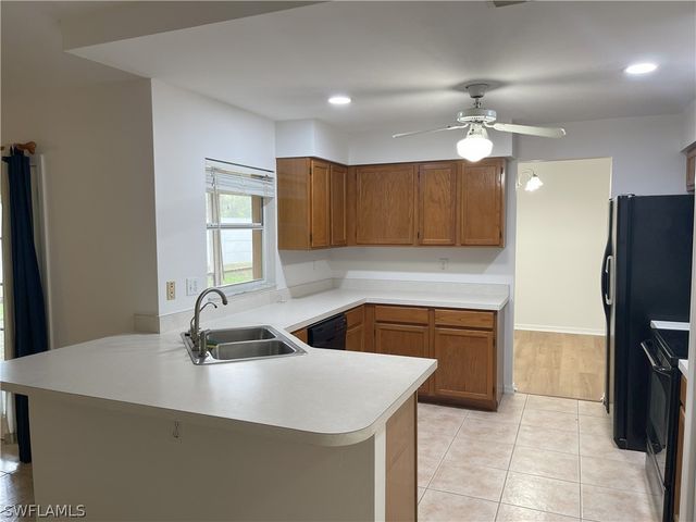 9758 Country Oaks DR, Fort Myers, FL 33967