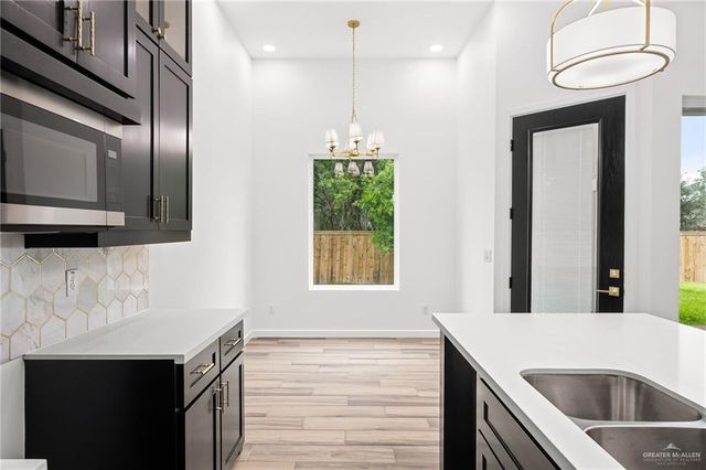 3001 N Rosalinda Street, Edinburg, TX 78542