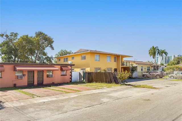 3436 NW 2nd St, Miami, FL 33125