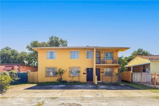 3436 NW 2nd St, Miami, FL 33125