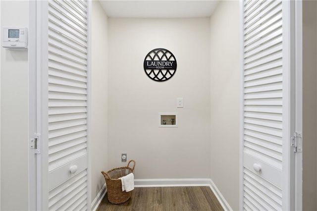 2490 Stoney Brook Lane NE, Marietta, GA 30062