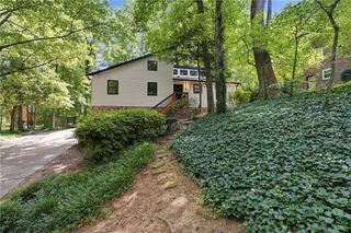 2490 Stoney Brook Lane NE, Marietta, GA 30062