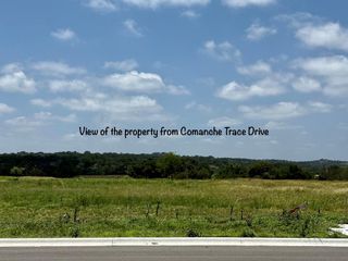 4462 Comanche Trace Dr # 4, Kerrville, TX 78028