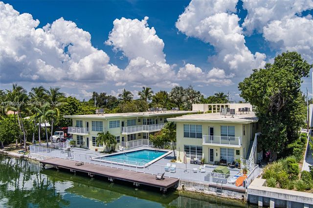 350 S Shore Drive 15, Miami Beach, FL 33141