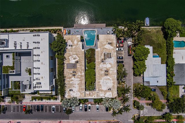 350 S Shore Drive 15, Miami Beach, FL 33141