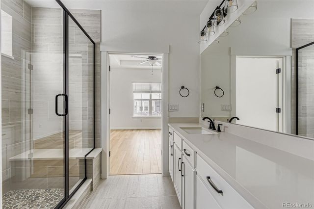 8905 S Riviera Way, Aurora, CO 80016