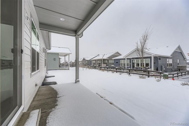 8905 S Riviera Way, Aurora, CO 80016