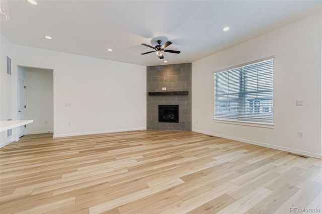 8905 S Riviera Way, Aurora, CO 80016