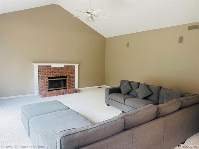 171 Millstone Drive, Troy, MI 48084