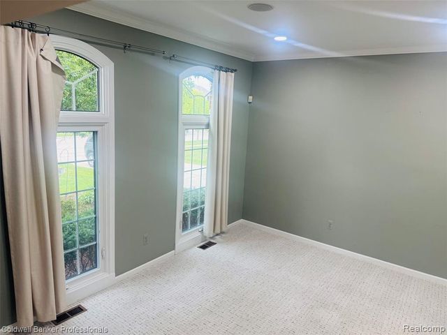 171 Millstone Drive, Troy, MI 48084