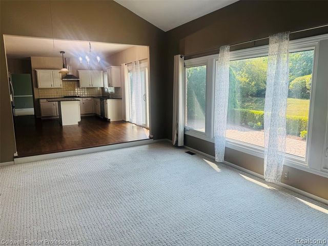 171 Millstone Drive, Troy, MI 48084