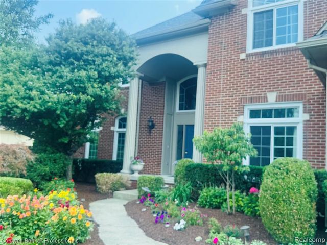 171 Millstone Drive, Troy, MI 48084