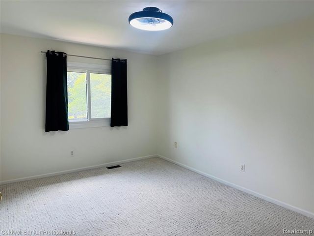 171 Millstone Drive, Troy, MI 48084